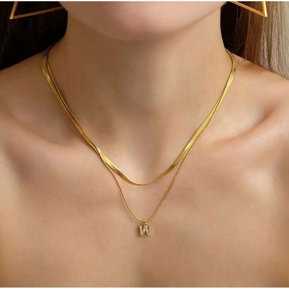 Double Layer Pendant Letter Necklace M in Gold Plated Stainless Steel - Picture 3 of 8